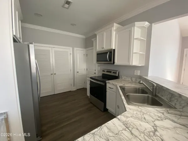 $1,700 | 3503 Gaston Way, Unit A, Greenville, NC 27834