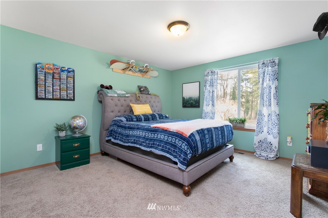 916 Wilson Road Northwest Olympia, WA 98502 - Photo 23 of 38 Gallery Image 23