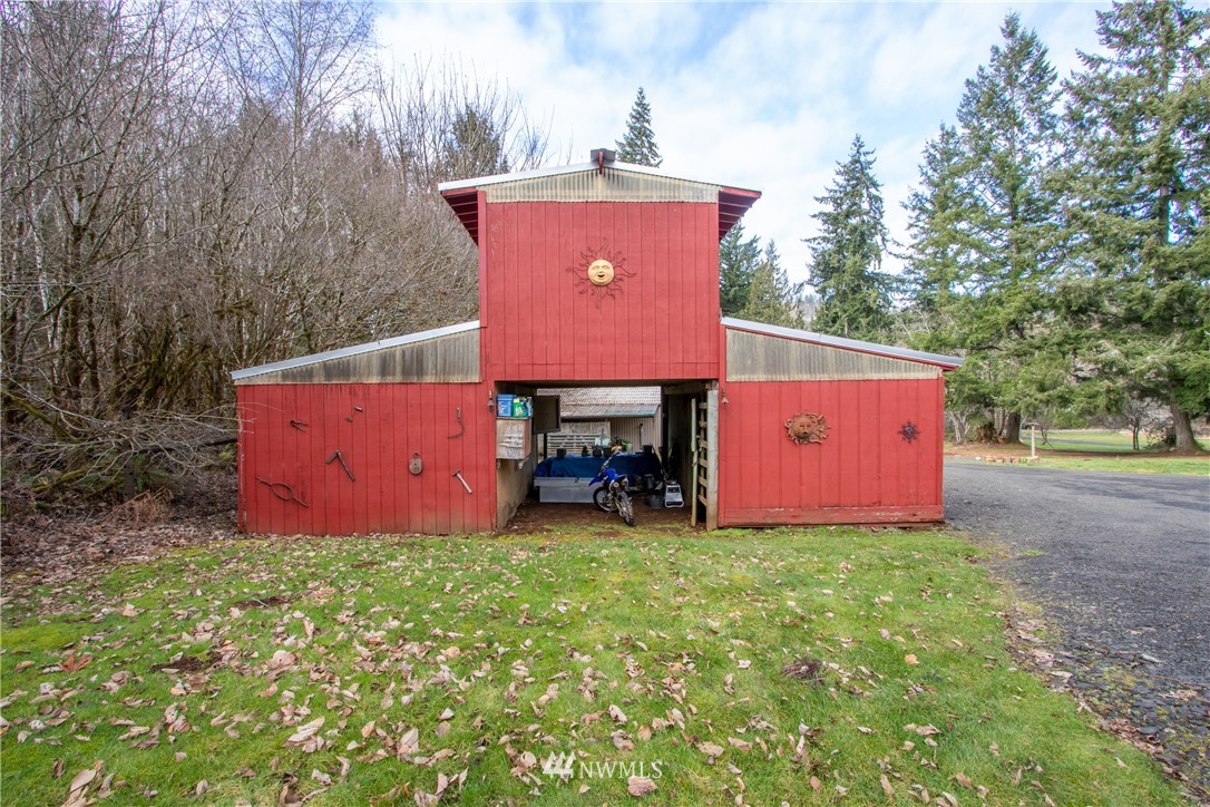 916 Wilson Road Northwest Olympia, WA 98502 - Photo 31 of 38 Gallery Image 31