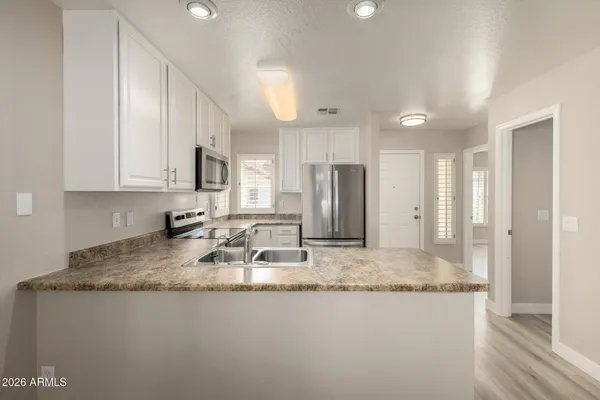 $349,900 | 1120 North Val Vista Drive, Unit 92, Gilbert, AZ 85234