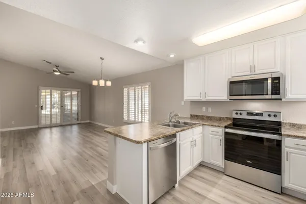 $349,900 | 1120 North Val Vista Drive, Unit 92, Gilbert, AZ 85234