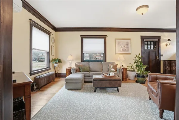 $305,000 | 1413 North Clinton Boulevard, Bloomington, IL 61701