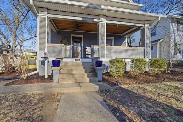 $305,000 | 1413 North Clinton Boulevard, Bloomington, IL 61701