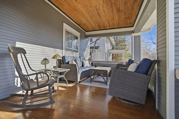 $309,900 | 1413 North Clinton Boulevard, Bloomington, IL 61701