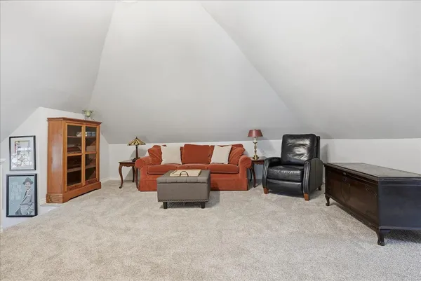 $309,900 | 1413 North Clinton Boulevard, Bloomington, IL 61701
