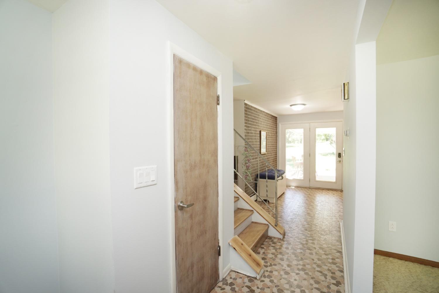 9748 South Palmer Road Huber Heights, OH 45344 - Photo 12 of 48