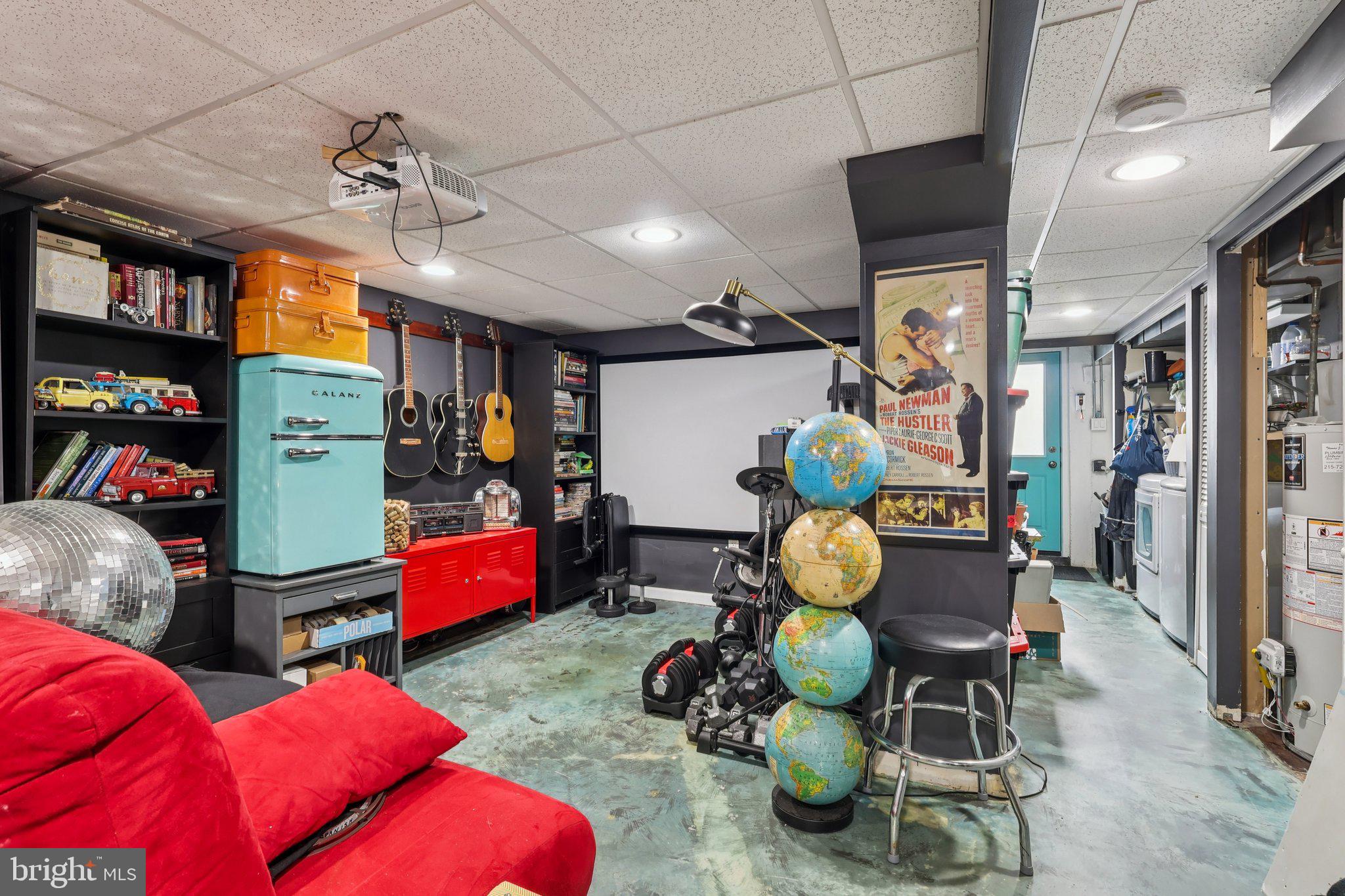 3442 Holyoke Road Philadelphia, PA 19114 - Photo 30 of 35 a room with musical instruments