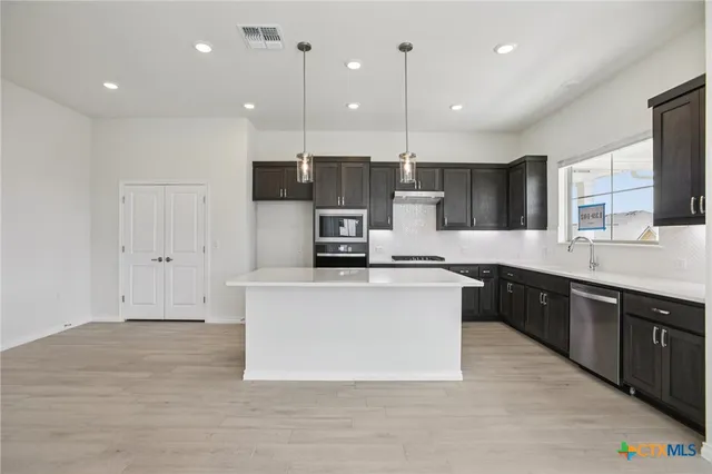 $353,799 | 139 Stewart Drive, Unit 102, San Marcos, TX 78666