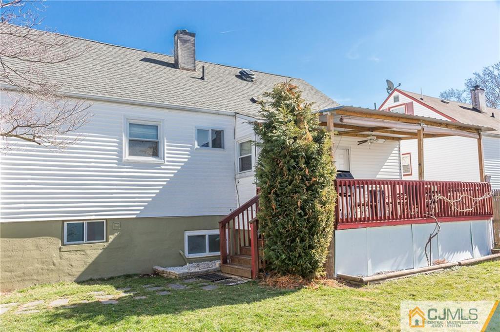 7 Exeter Road Fords, NJ 08863 - Photo 24 of 25 a front view of a house with garden