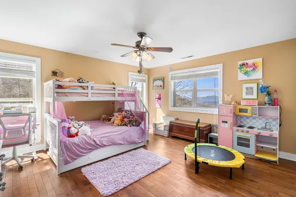 $575,000 | 961 South Brooks Cove Road, Hayesville, NC 28904