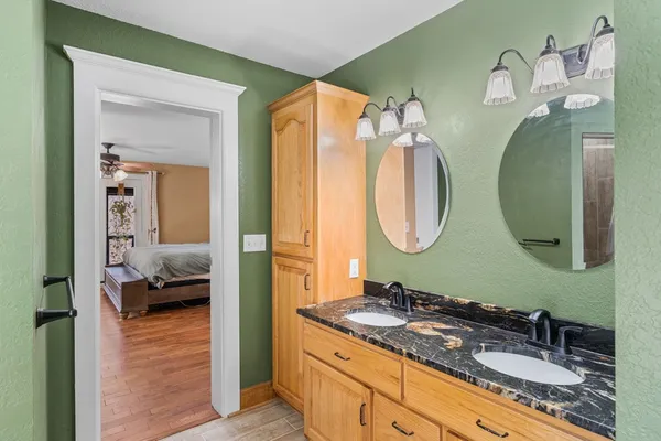 $575,000 | 961 South Brooks Cove Road, Hayesville, NC 28904