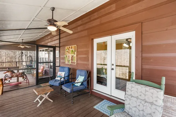 $575,000 | 961 South Brooks Cove Road, Hayesville, NC 28904