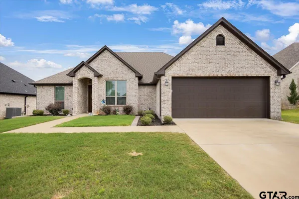 $364,900 | 11771 Jayden Lane, Tyler, TX 75703