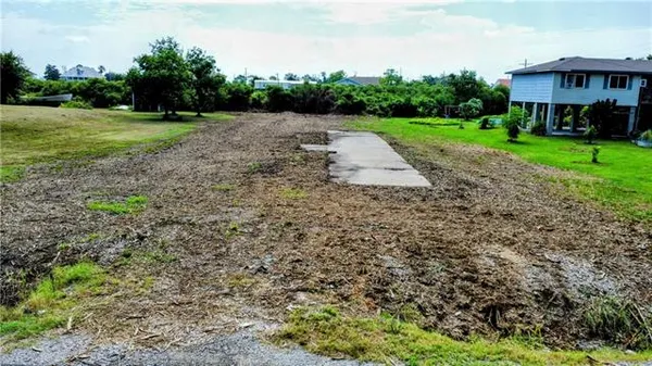 $35,000 | 5115 Jean Lafitte Boulevard, Lafitte, LA 70067