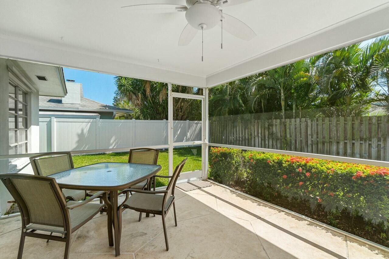 45 Golfview Drive Tequesta, FL 33469 - Photo 20 of 29 Covered & Screened-In Patio
