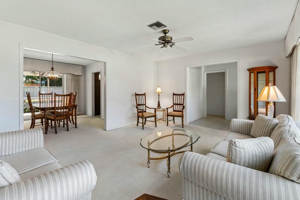 45 Golfview Drive Tequesta, FL 33469 - Photo 4 of 29 Living Room to Dining Room