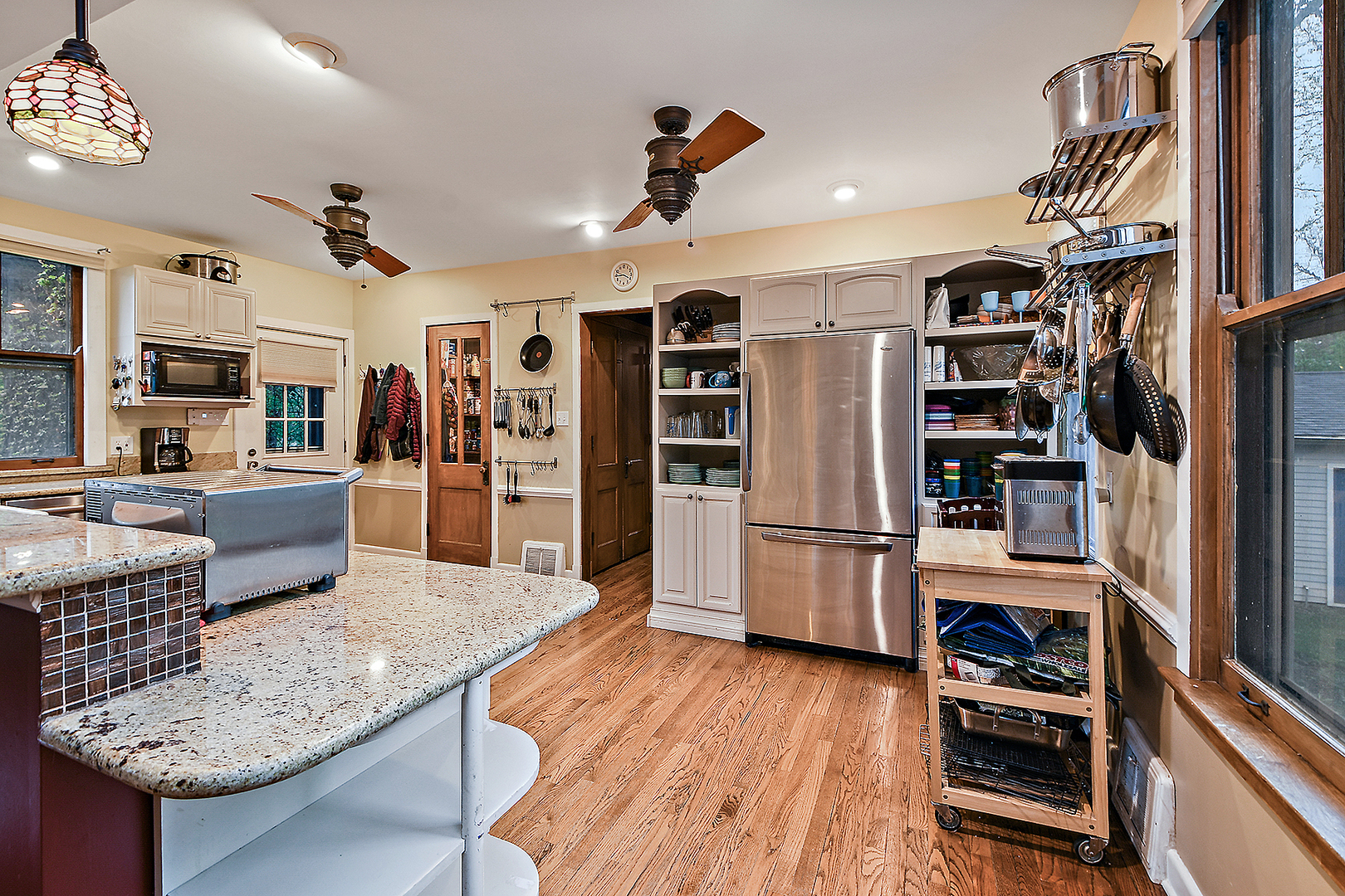 2157 Cedar Road Homewood, IL 60430 - Photo 5 of 43