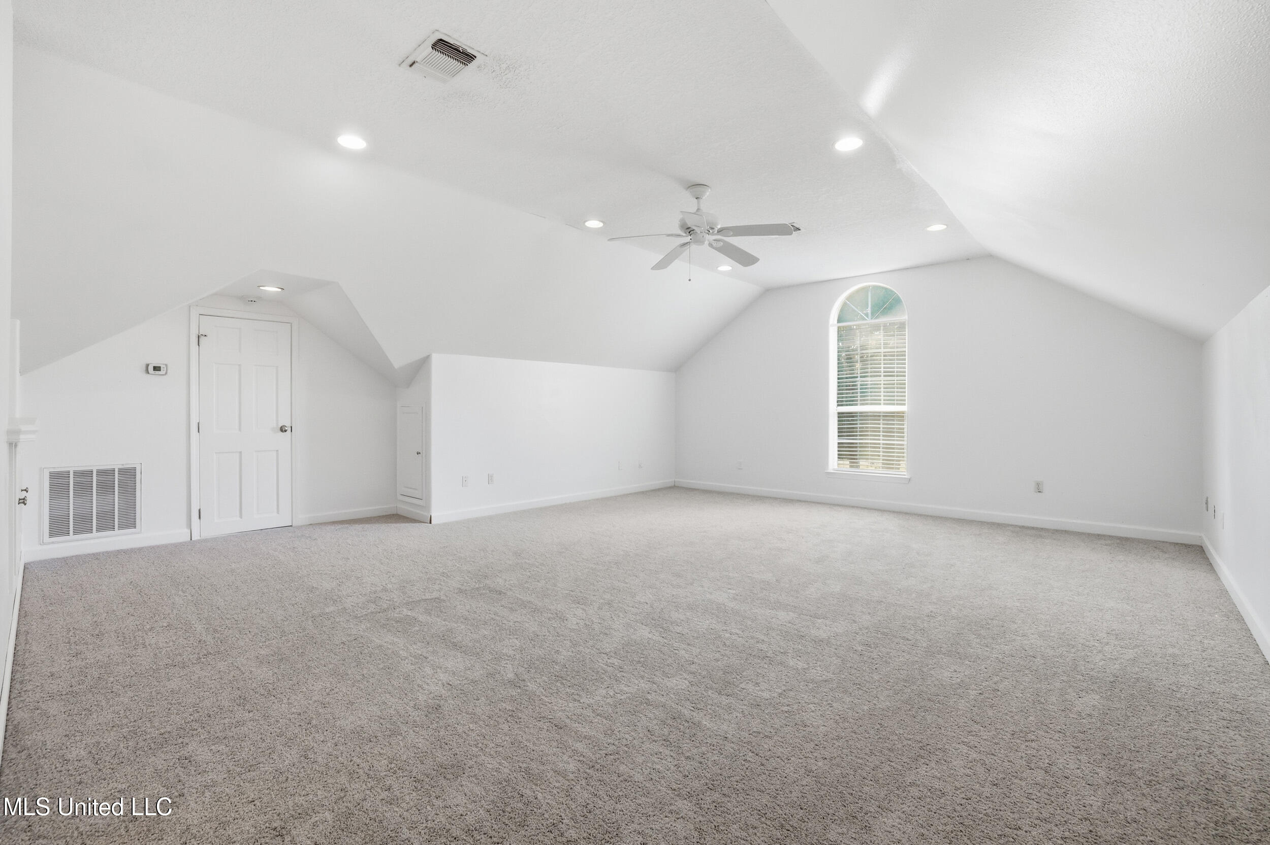 6800 Riviera Drive Biloxi, MS 39532 - Photo 46 of 71 57_r6__5994