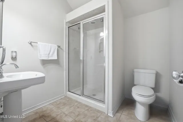 $368,500 | 6800 Riviera Drive, Biloxi, MS 39532