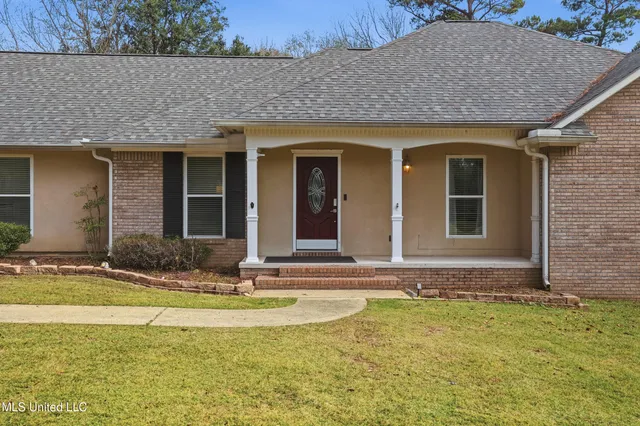 $368,500 | 6800 Riviera Drive, Biloxi, MS 39532