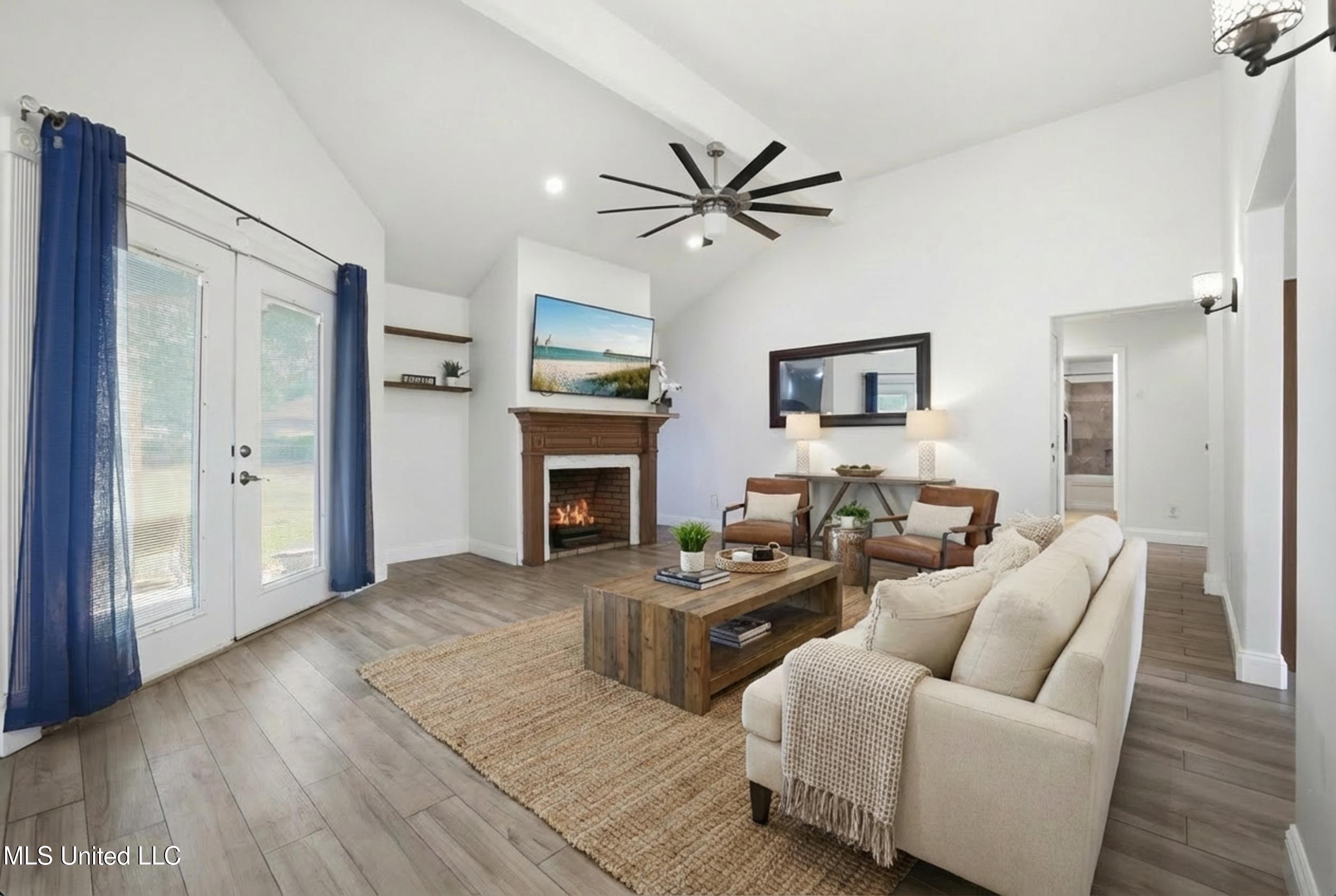 6800 Riviera Drive Biloxi, MS 39532 - Photo 10 of 71 19_r6__5814 staged