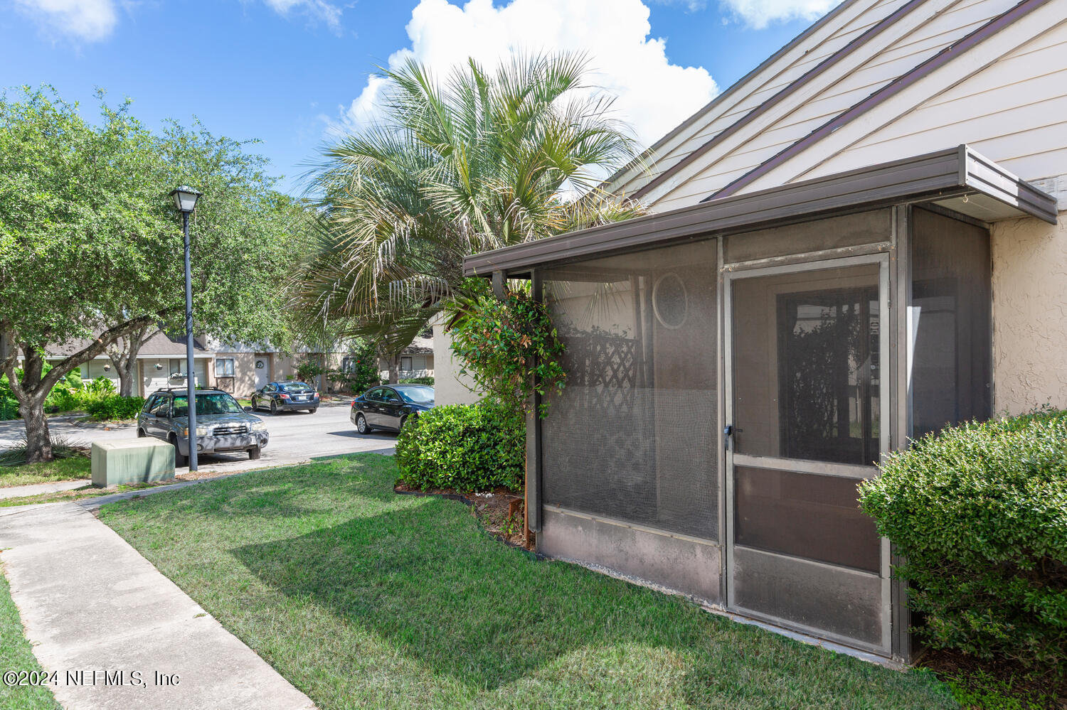 3801 Crown Point Road, Unit 2031 Jacksonville, FL 32257 - Photo 3 of 25 3801 Crown Point Rd 2031-large-004-017-A