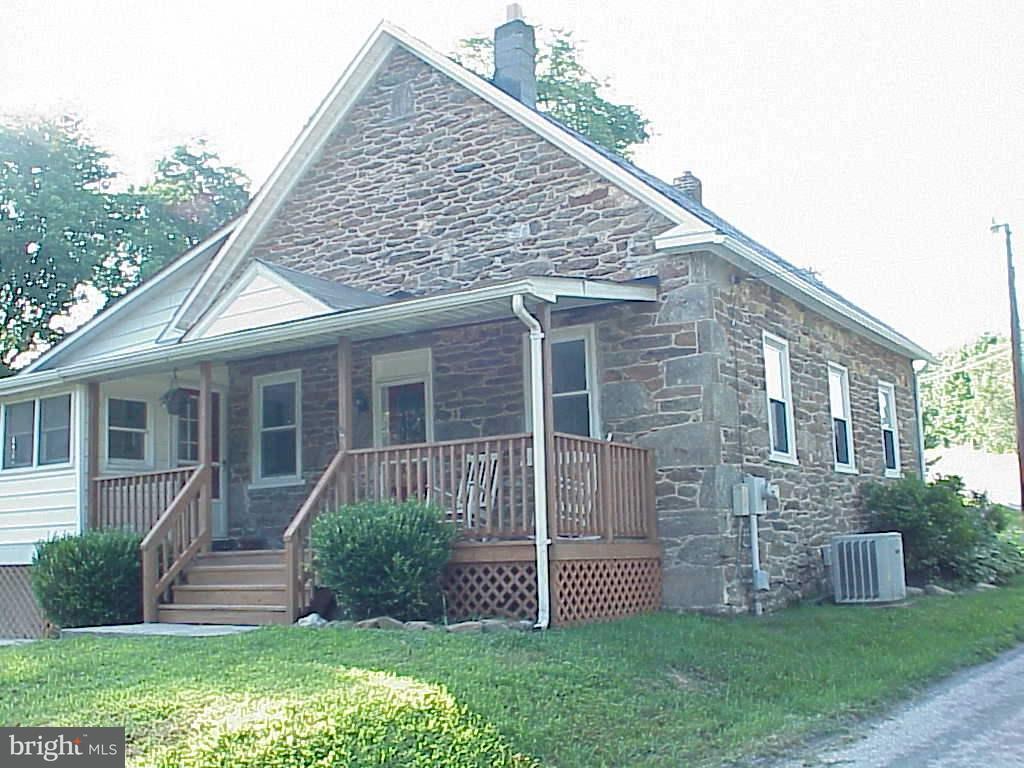 416 Bald Eagle Road Fawn Grove, PA 17321 - Photo 2 of 29 Gallery Image 2