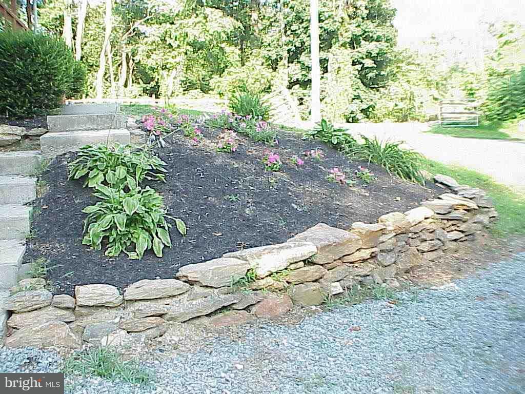 416 Bald Eagle Road Fawn Grove, PA 17321 - Photo 6 of 29 Gallery Image 6