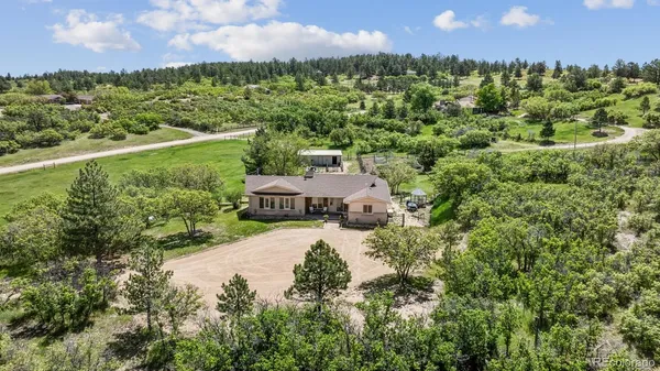 $1,025,000 | 6610 West Meadowbrook Lane, Sedalia, CO 80135
