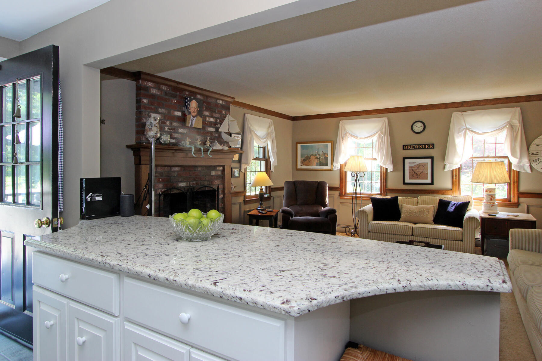 114 Pine Bluff Road Brewster, MA 02631 - Photo 6 of 32 IMG_5444