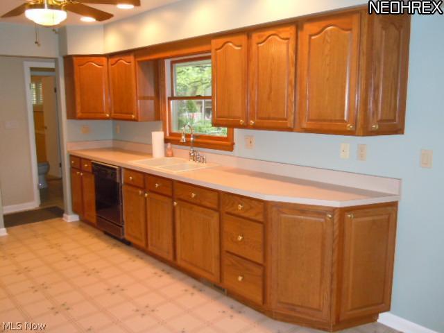 6766 York Road Cleveland, OH 44130 - Photo 5 of 18 Gallery Image 5