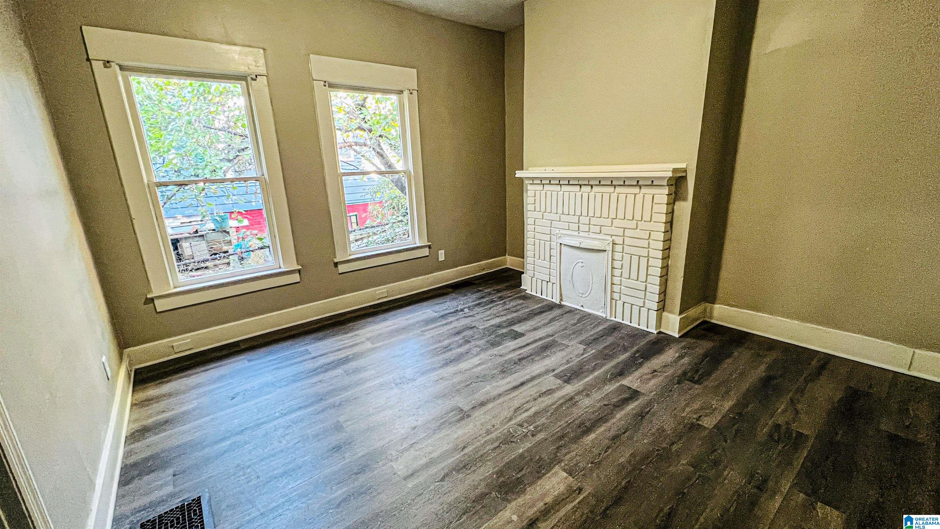 1805 30th Street Southwest Birmingham, AL 35208 - Photo 9 of 17