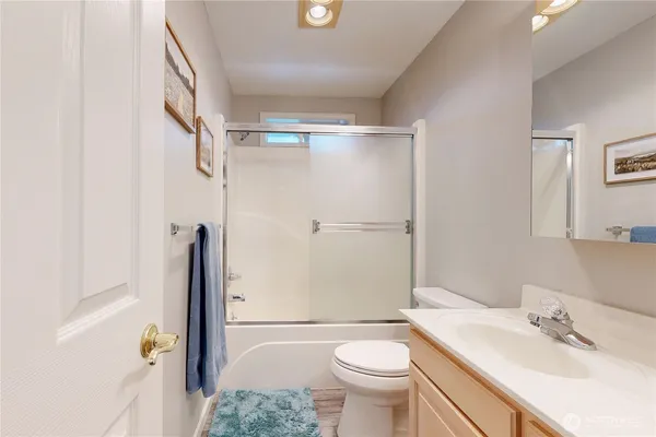 $674,900 | 956 Southeast Garrison Drive, College Place, WA 99324