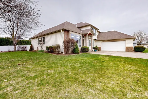 $674,900 | 956 Southeast Garrison Drive, College Place, WA 99324