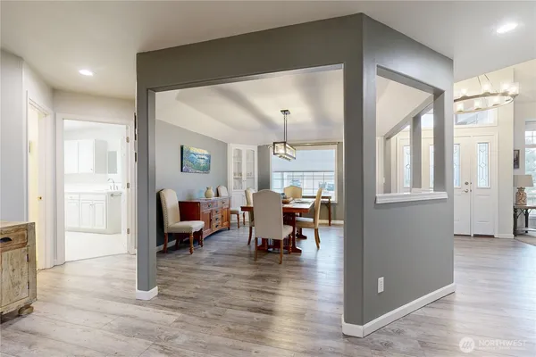 $674,900 | 956 Southeast Garrison Drive, College Place, WA 99324