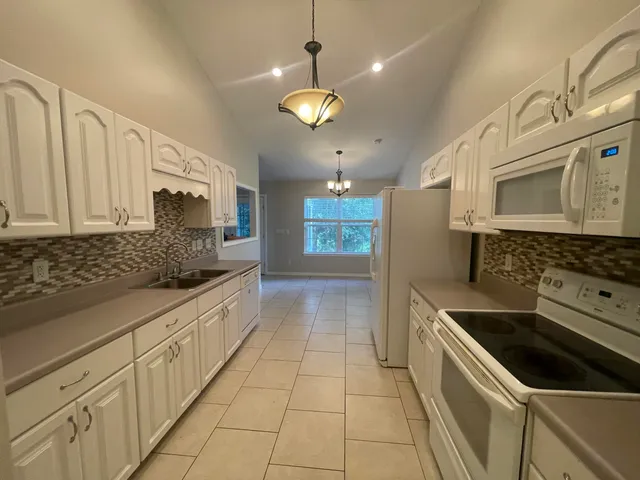 $1,800 | 728 Riva Ridge Drive, Crestview, FL 32539