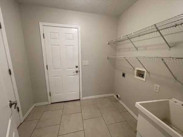 $1,800 | 728 Riva Ridge Drive, Crestview, FL 32539