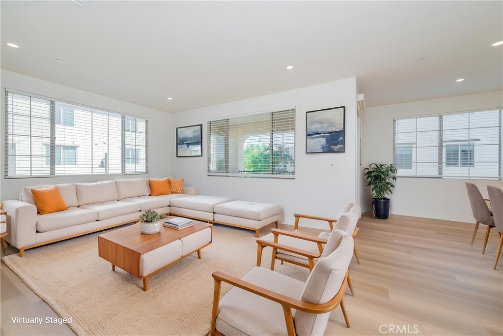 723 Spring Garden Irvine, CA 92618 - Photo 3 of 38