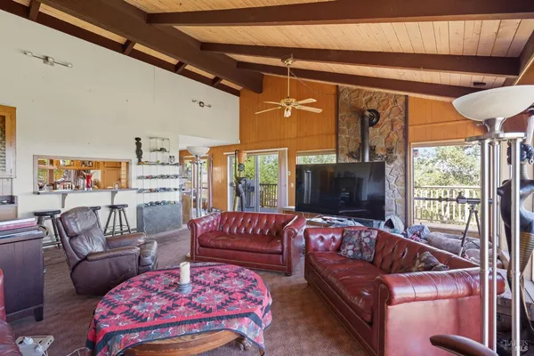 $1,400,000 | 1 Green Point Lane, Novato, CA 94945