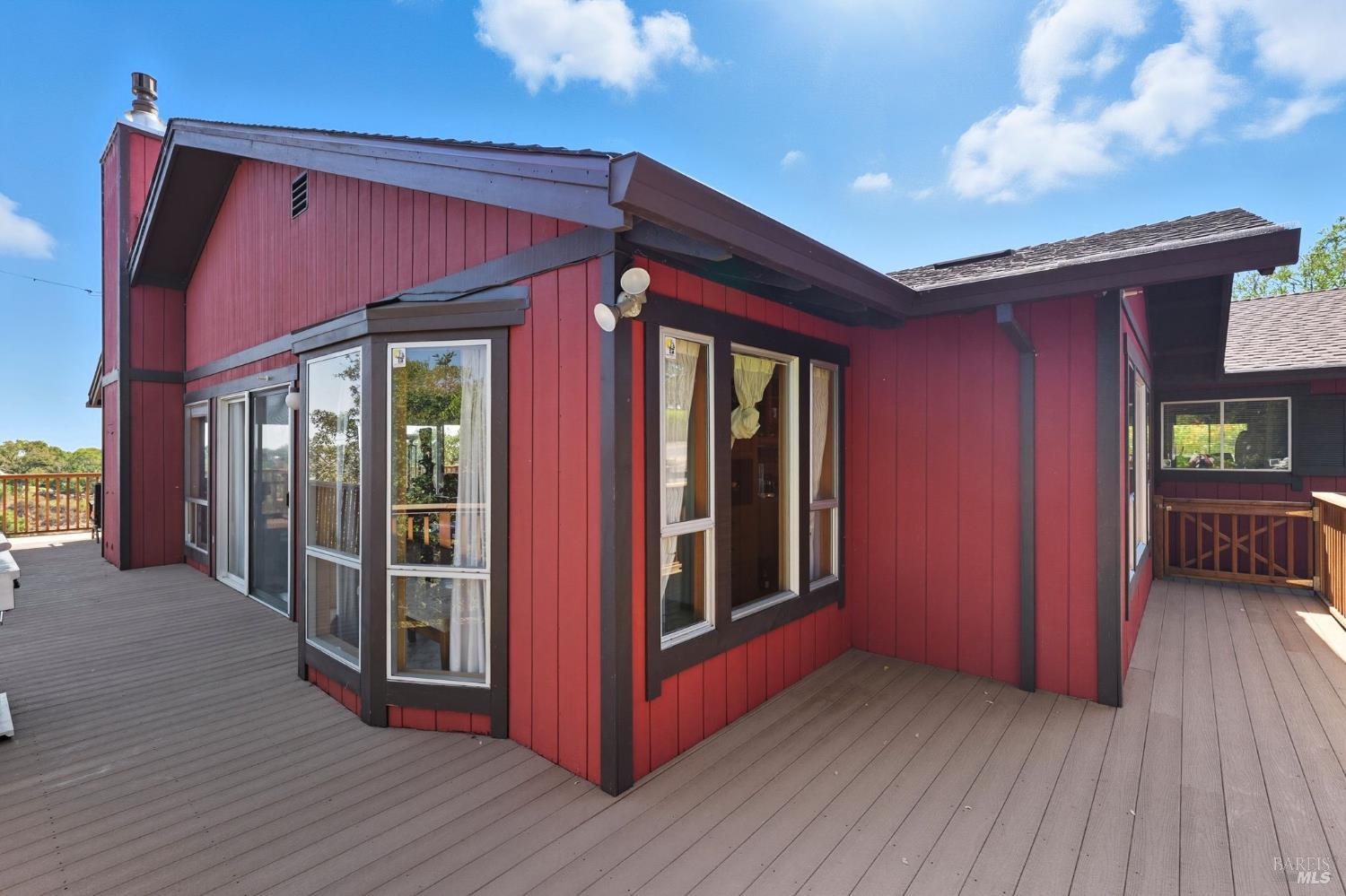 1 Green Point Lane Novato, CA 94945 - Photo 3 of 33 Wrap-Around Deck