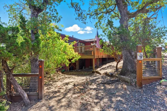 $1,400,000 | 1 Green Point Lane, Novato, CA 94945