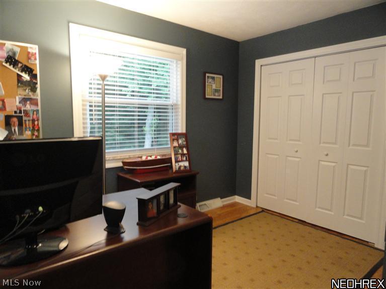 3014 Bancroft Road Akron, OH 44333 - Photo 17 of 25 Gallery Image 17