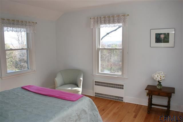383 Vly Road Colonie, NY 12309 - Photo 8 of 15 Photo 8