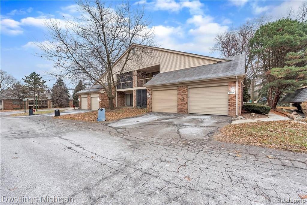 29726 Pine Ridge Circle Farmington Hills, MI 48331 - Photo 33 of 34