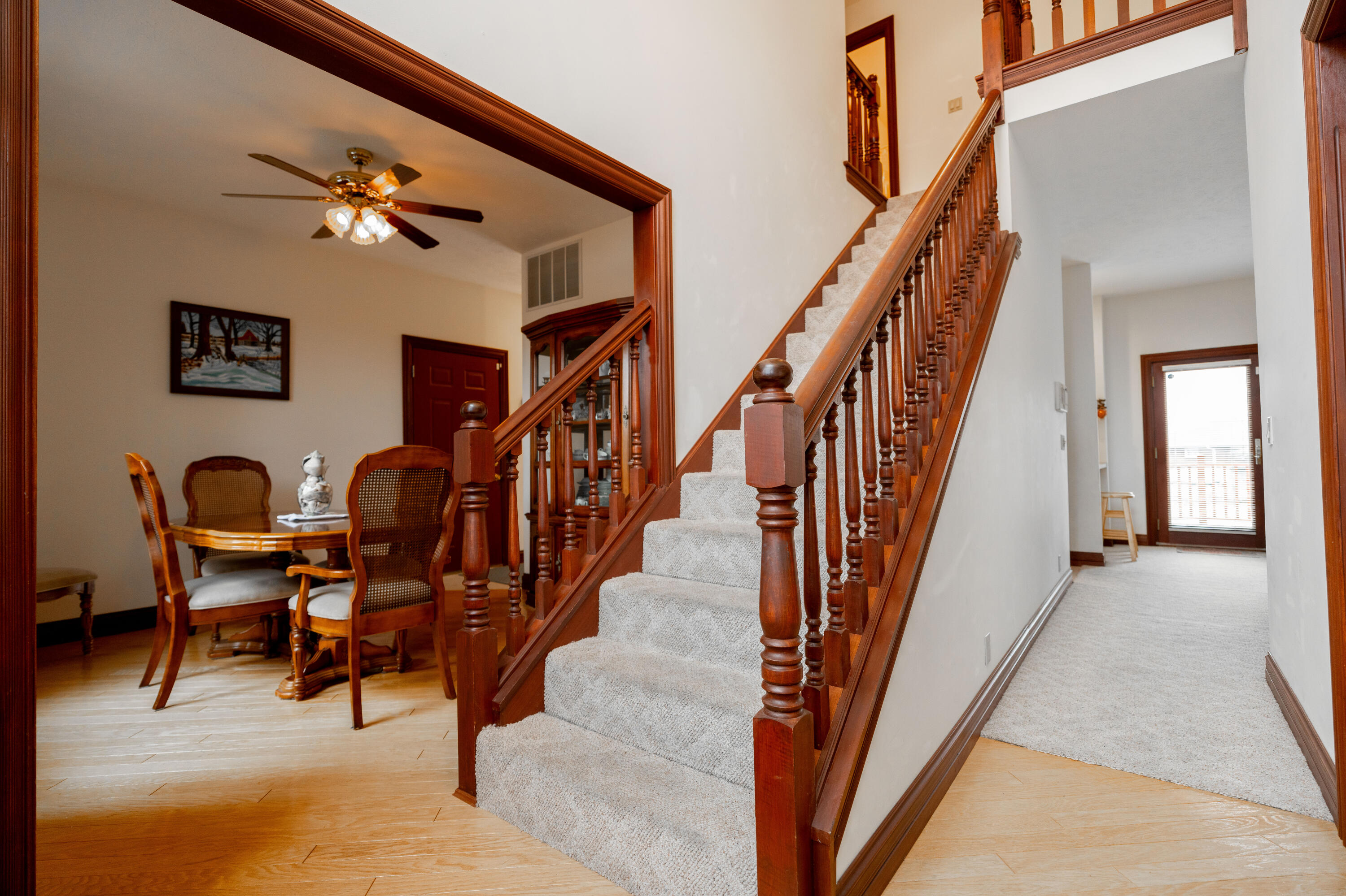 2442 Greystone Lane Springfield, OH 45503 - Photo 5 of 62