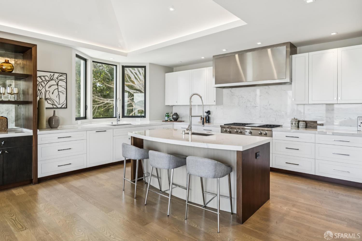 2755 Fillmore Street San Francisco, CA 94123 - Photo 19 of 99