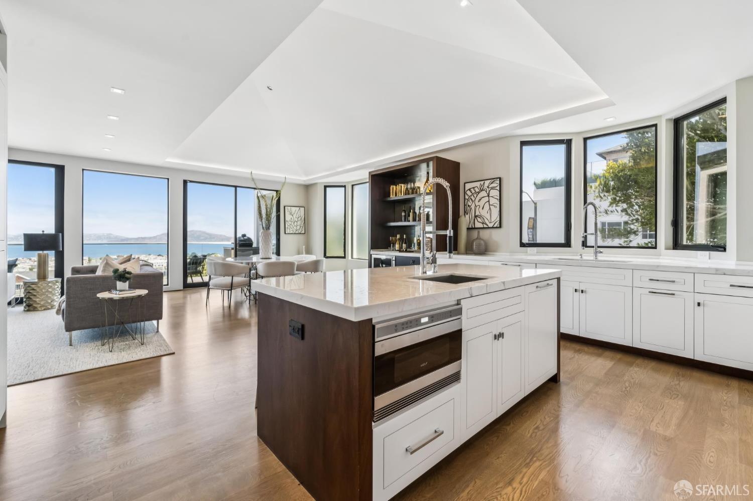 2755 Fillmore Street San Francisco, CA 94123 - Photo 23 of 99