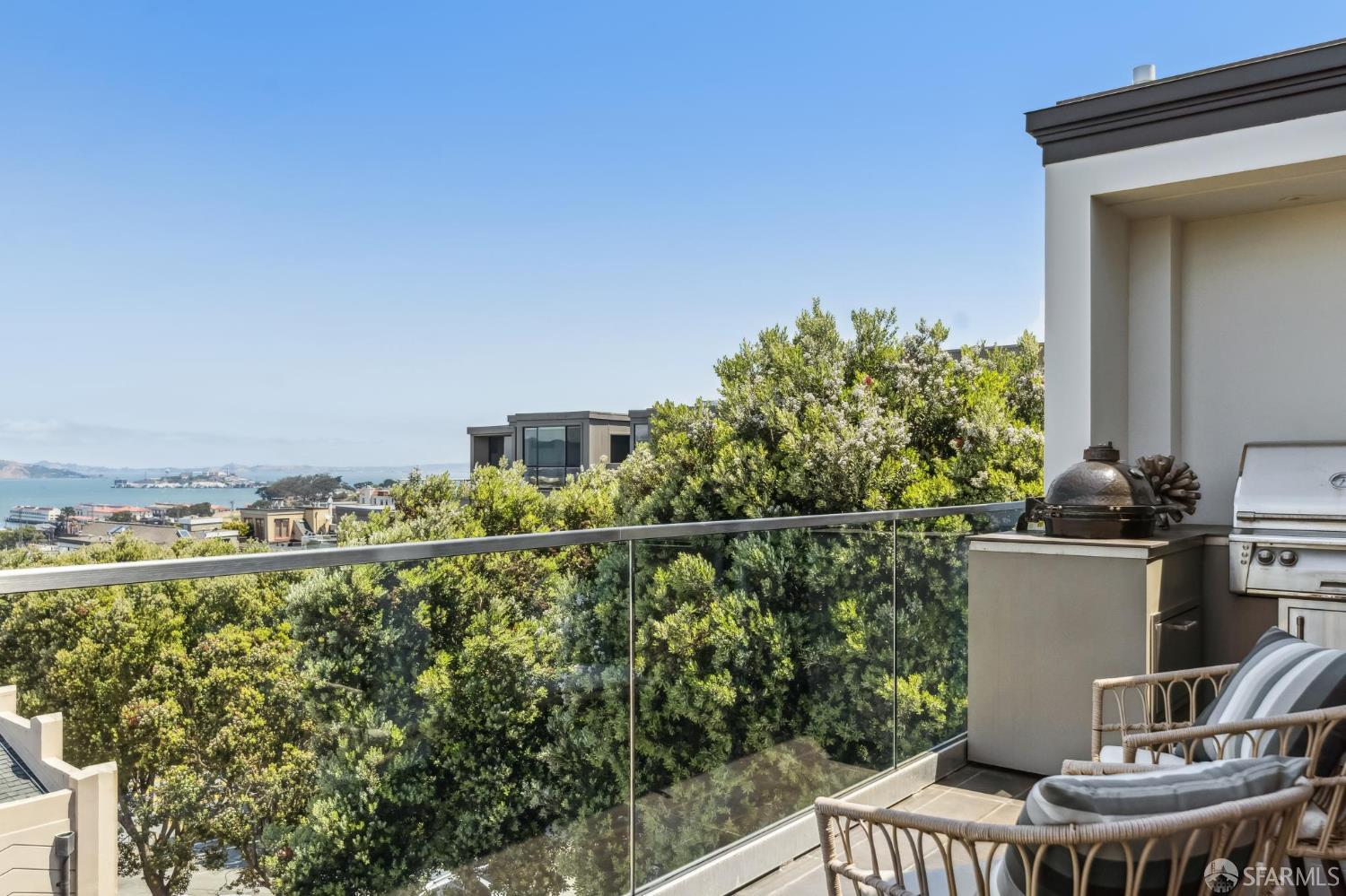 2755 Fillmore Street San Francisco, CA 94123 - Photo 29 of 99