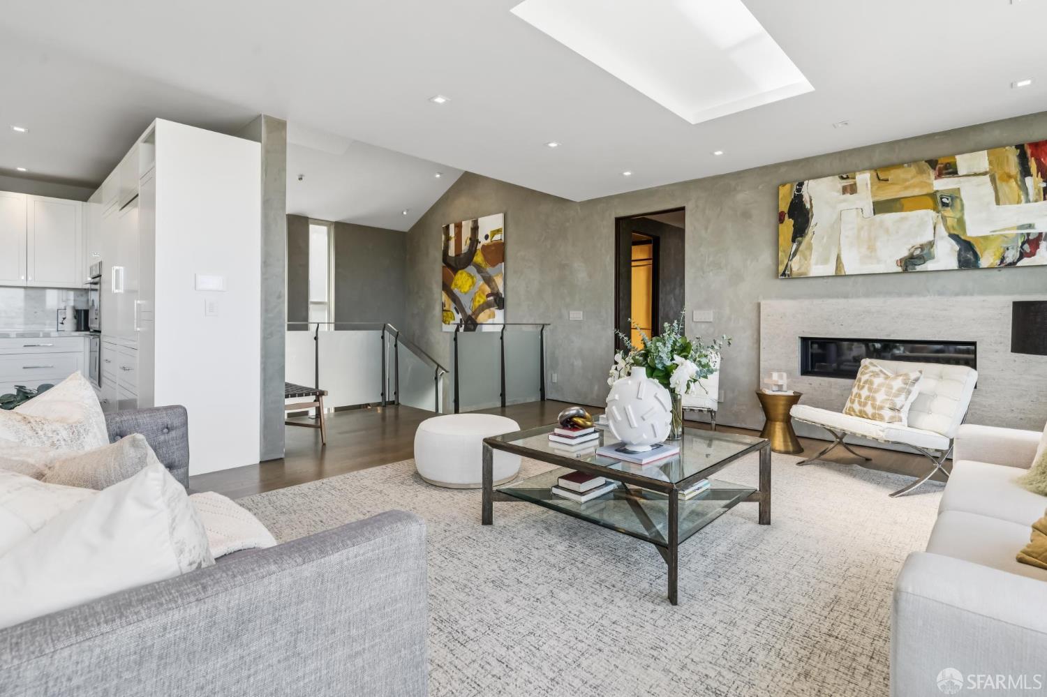 2755 Fillmore Street San Francisco, CA 94123 - Photo 35 of 99