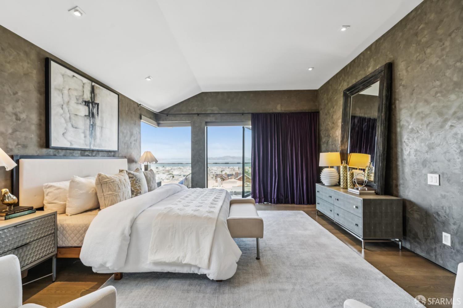 2755 Fillmore Street San Francisco, CA 94123 - Photo 47 of 99